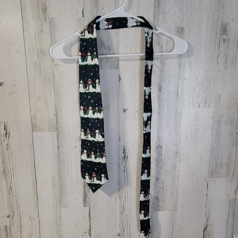 Hallmark Yule Tie Greetings Christmas Mens Necktie